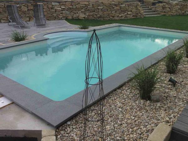 Padang Dark Pool 4,0 x 3,0 m Padang Dark Pool 4,0 x 3,0 m