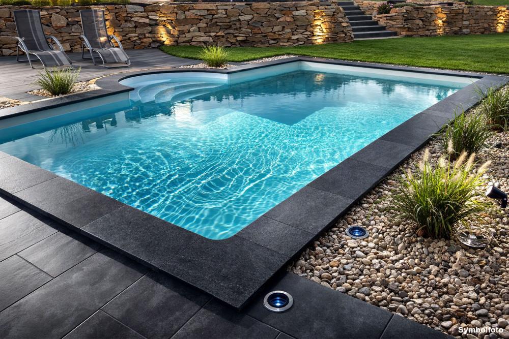 Padang Dark Granit-Beckenrandstein-Set