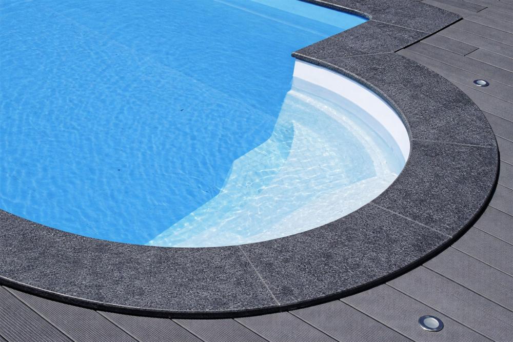 Padang Dark Römertreppe Umrandung